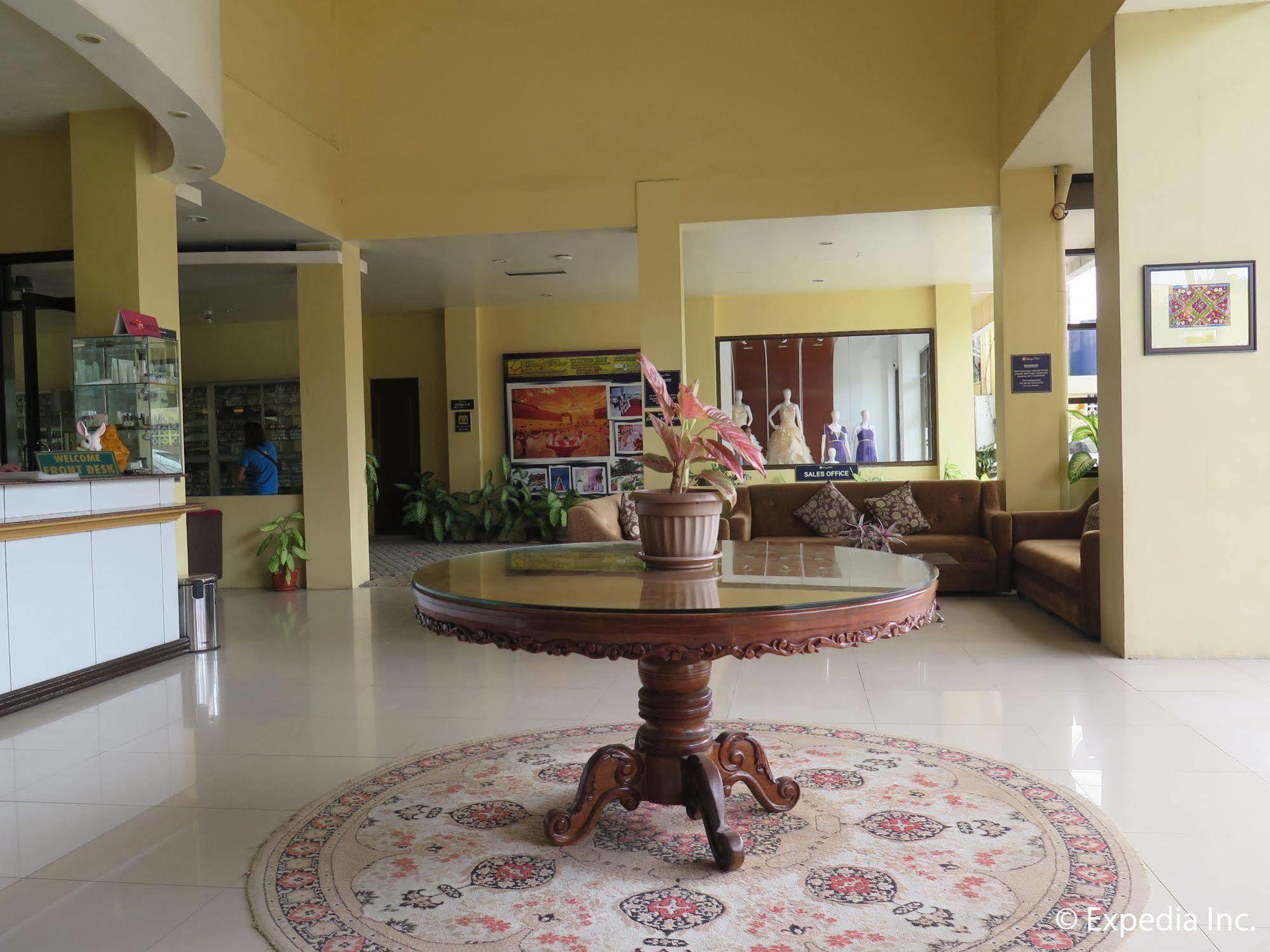 Oyo 197 Sunny Point Hotel Davao City Eksteriør bilde